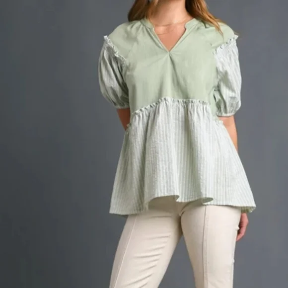 UMGEE NWT SAGE LINEN BLEND V-NECK SHORT SLEEVE TOP - Picture 3 of 6